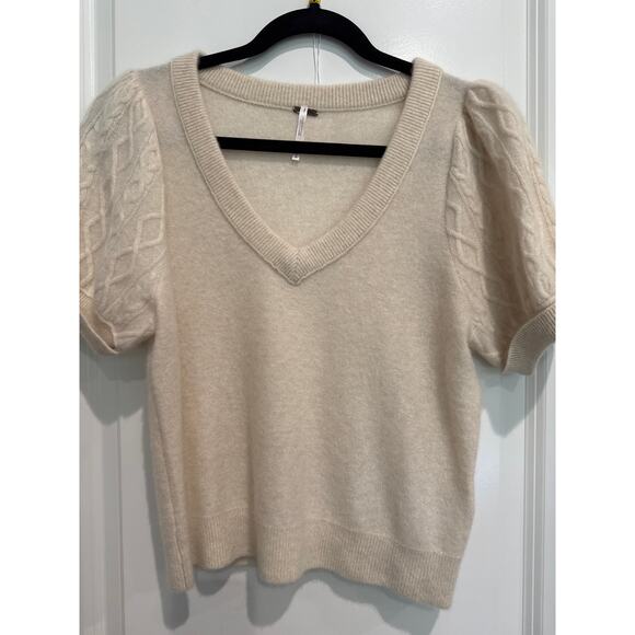 MSRP $89 FREE PEOPLE 100% Cashmere Annabel Puff Sleeve Sweater Size M - Picture 4 of 9